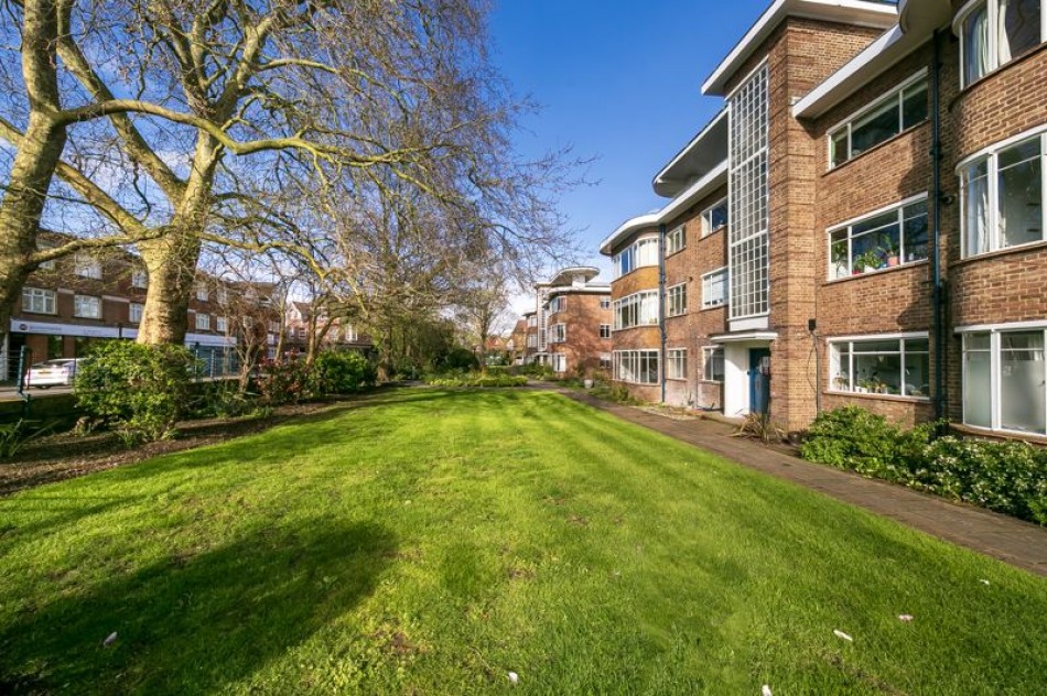 Images for Kingfisher Court, Bridge Road, East Molesey EAID:Miles&Bird BID:Miles & Bird