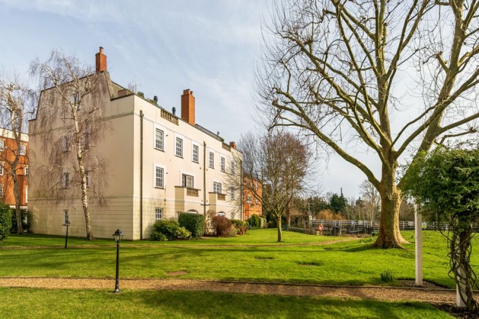 Images for Jane Seymour House, Queens Reach, East Molesey EAID:Miles&Bird BID:Miles & Bird