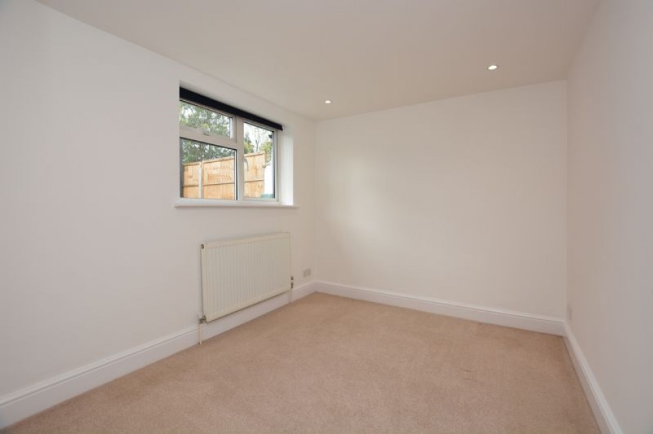 Images for Garden Flat, Green Lane, Addlestone EAID:Miles&Bird BID:Miles & Bird